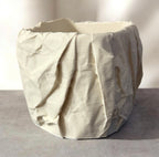 Vaso Crumbled Paper